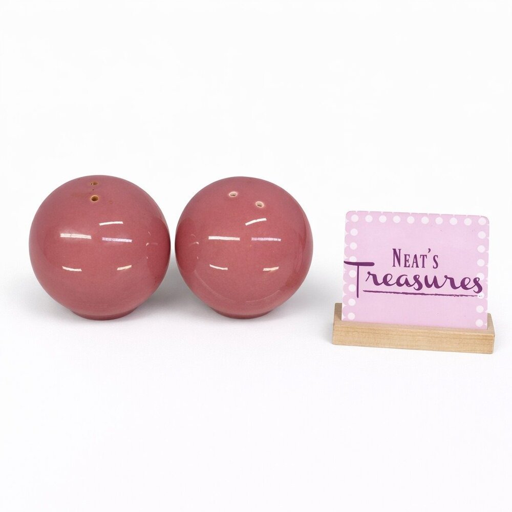 Nancy Calhoun DARK ROSE Japan Smooth Stoneware Round Salt Pepper Shaker Set